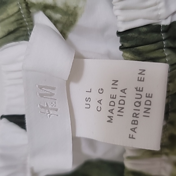 H&M WOMEN'S GREEN YELLOW AND WHITE LEMON CROP TOP PUFF SLEEVE SIZE LARGE - Picture 7 of 7